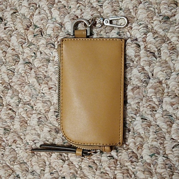EUC Calvin Klein tan corner zip pouch keychain - Picture 2 of 3
